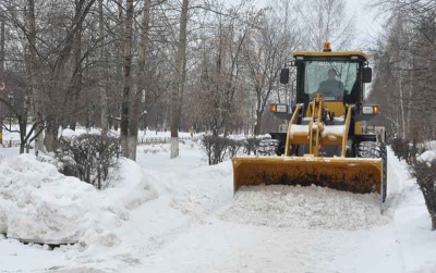 «Снегоуборочные работы в районе»