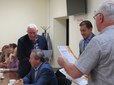 Глава администрации встретился с представителями общественности Калининского района
