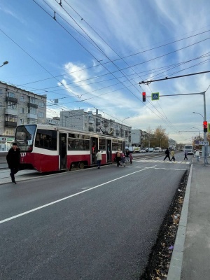 В Калининском районе появились остановочные платформы нового типа