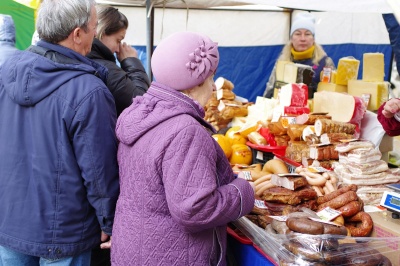 В Калининском районе пройдет весенняя продовольственная ярмарка