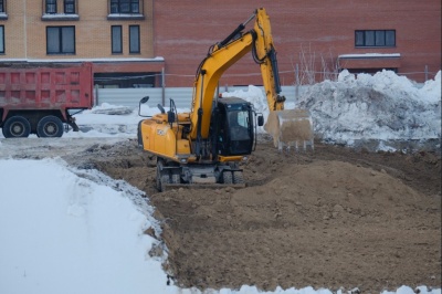 В Калининском районе возобновят строительство спорткомплекса с искусственным льдом