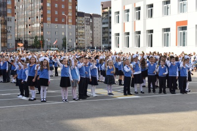 День знаний в Калининском районе